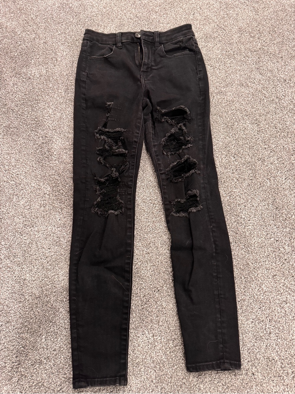 Black Distressed Women's Skinny Jeans